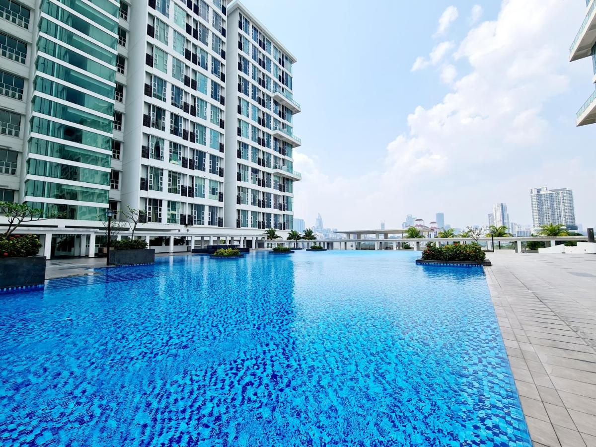 Bliss 7 Guest Scott Garden Duplex 1 Room Old Klang Road, Taman Desa, Kuchai Lama, Bangsar South, Pearl Point, Mid Valley, Kuala Lumpur - B&B