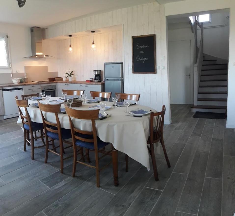 Gîte breton au bord du GR34 - B&B Landunvez