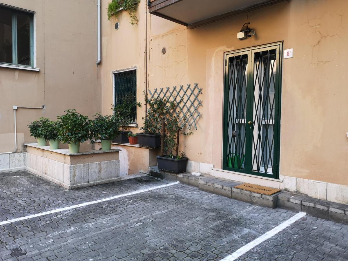 Holiday Apartment - Brescia centro - PARCHEGGIO PRIVATO - B&B