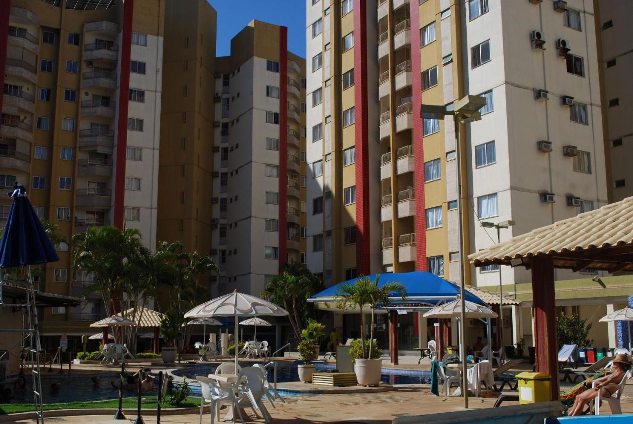 Resid. Prive das Thermas 1 com 7 piscinas e toboágua acquaalegria infantil - localizado próx. Walter Park - B&B