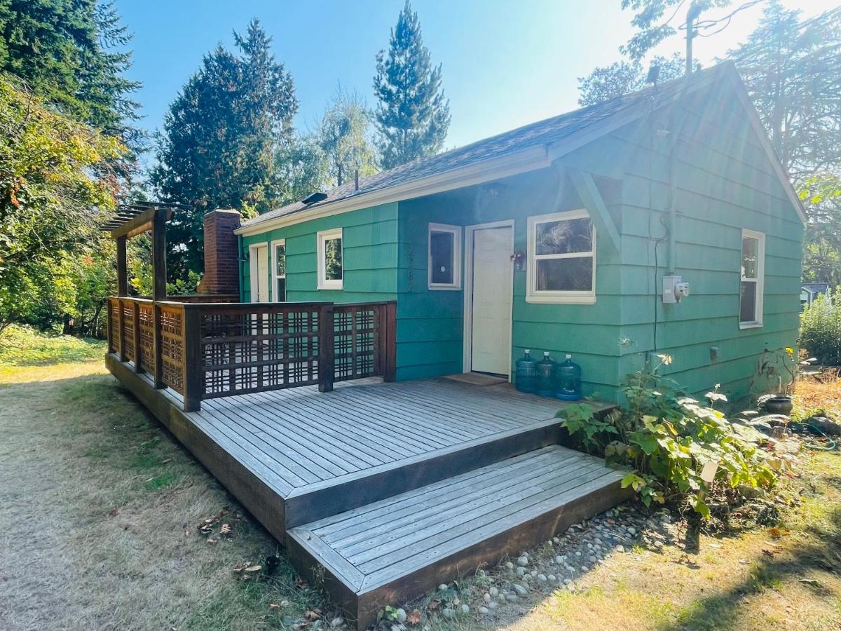 Super Privacy Lakeshore Forest Home with Air Conditioners at Haller Lake - Ferienwohnung