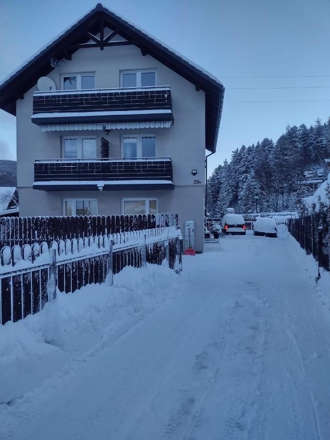 Pokoje gościnne Niklówka pod kolejką na Skrzyczne - B&B