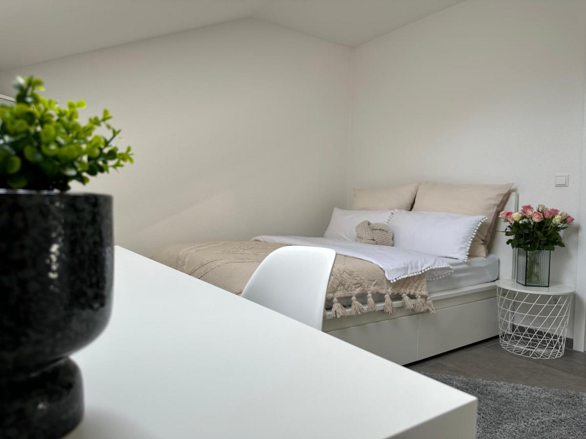 Zentral, ruhig & stilvoll Wohnen - YUKA Apartments - Chambres d’hôtes Schwäbisch Hall