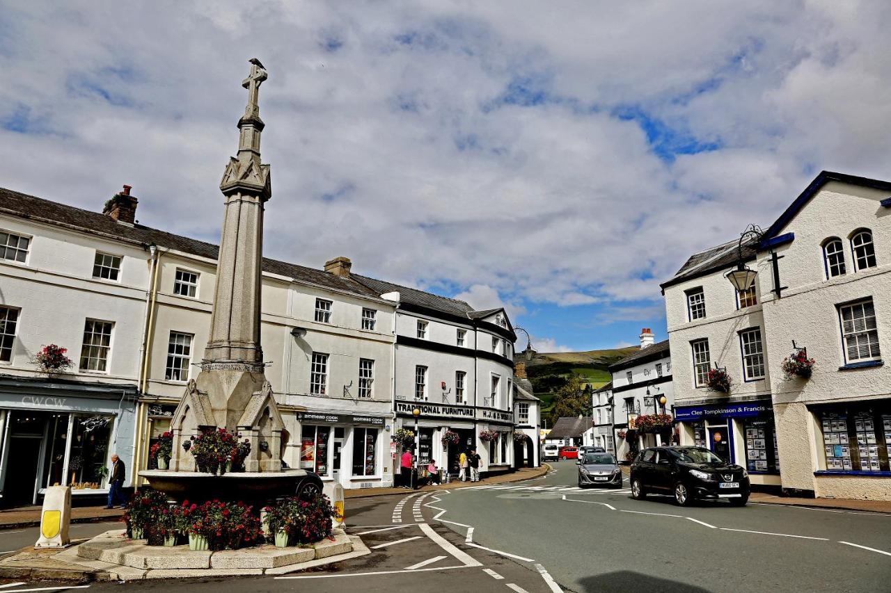 Cwm Seren - Luxury Apartment - B&B