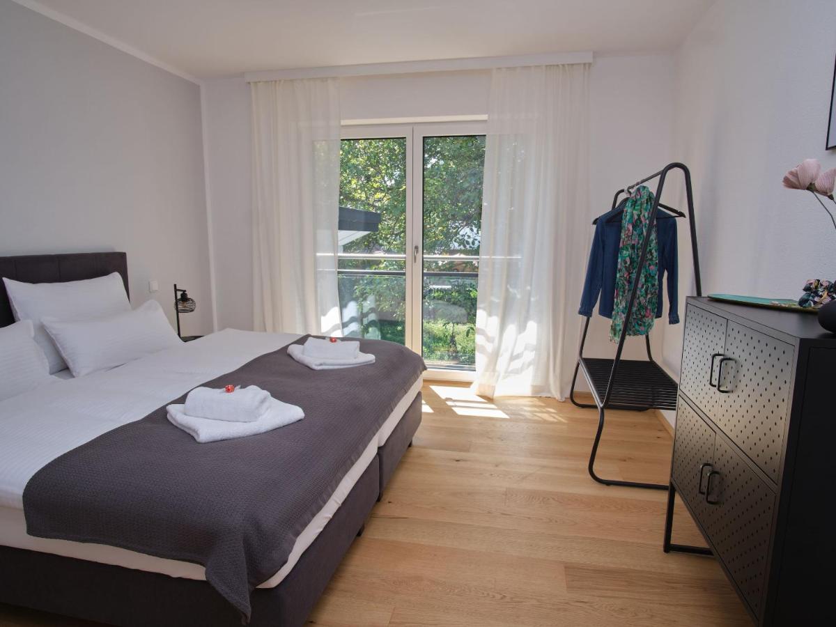 B&B Bad Aibling - NXT LIV: 2 min zu Therme&Bahnhof I 120qm mit Balkon - Bed and Breakfast Bad Aibling