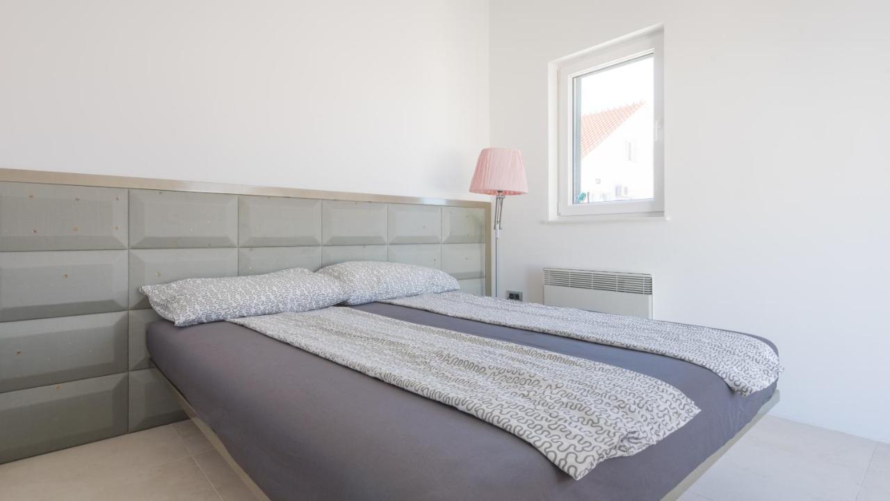 Appartement met 2 Slaapkamers en Uitzicht op Zee