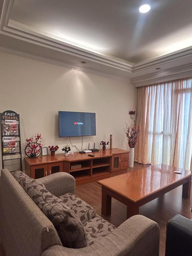 Riverbank suites with Nice view - B&B Kuching