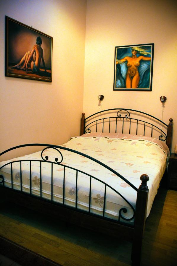 Sunny Apartman - B&B