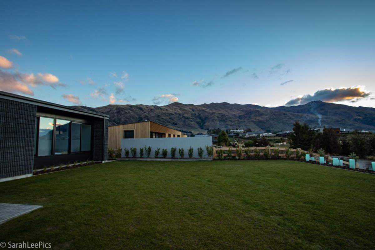 B&B Wanaka - Mountain Views on Stackbrae - Bed and Breakfast Wanaka