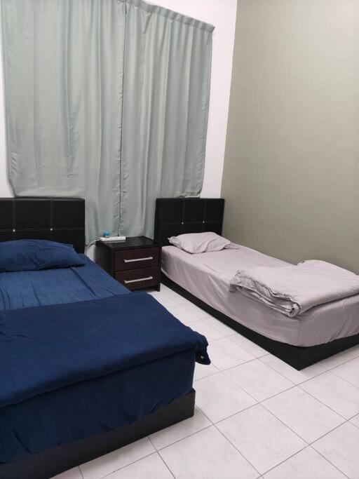 June's Homestay@ Puteri Wangsa near Aeon & IKEA - Bed and Breakfast Ulu Tiram