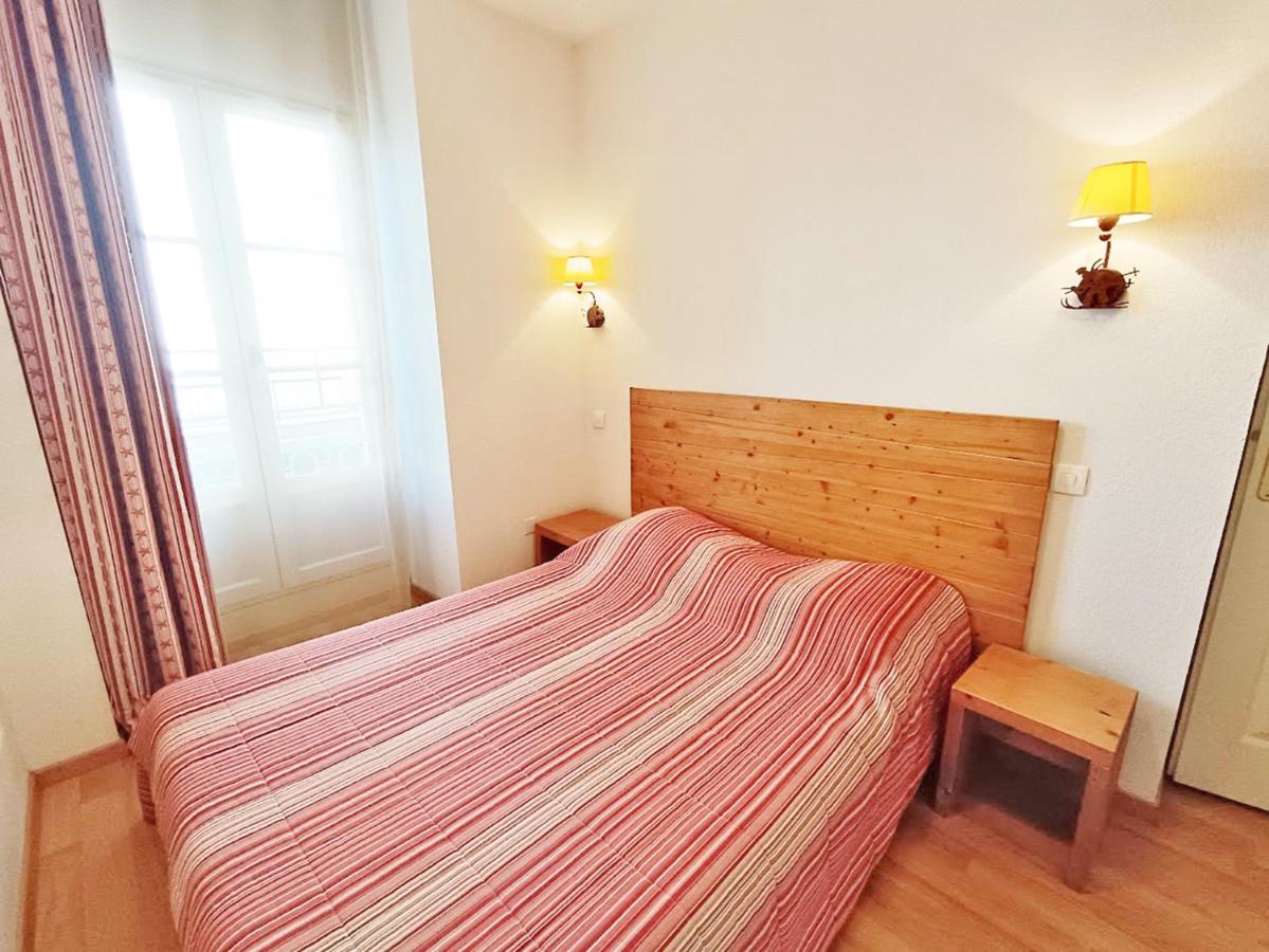 La Cardabelle, T2, centre Luchon, wifi, casier à ski, ascenseur, 4 personnes - B&B