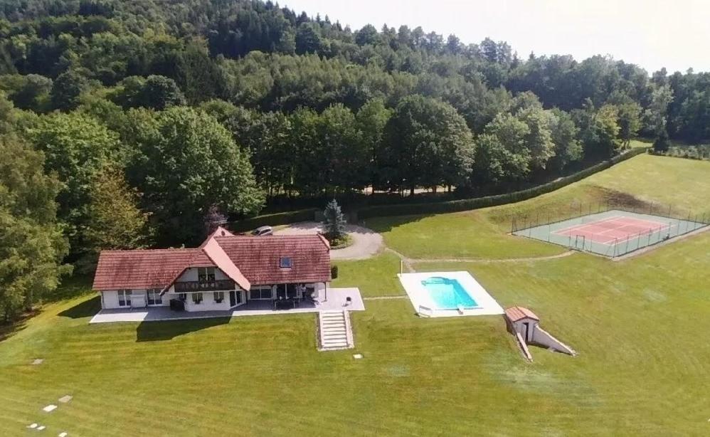 Villa Le Chant des Sapins - Tennis, Pool, Golf - Ferienwohnung