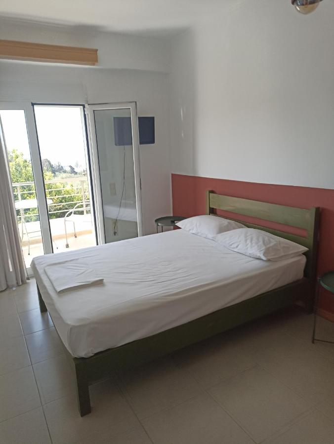 Studio Apartment with Sea View
