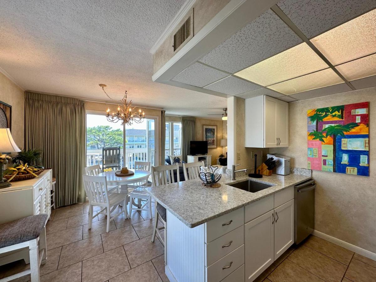 Sandpiper Cove 2033 - B&B