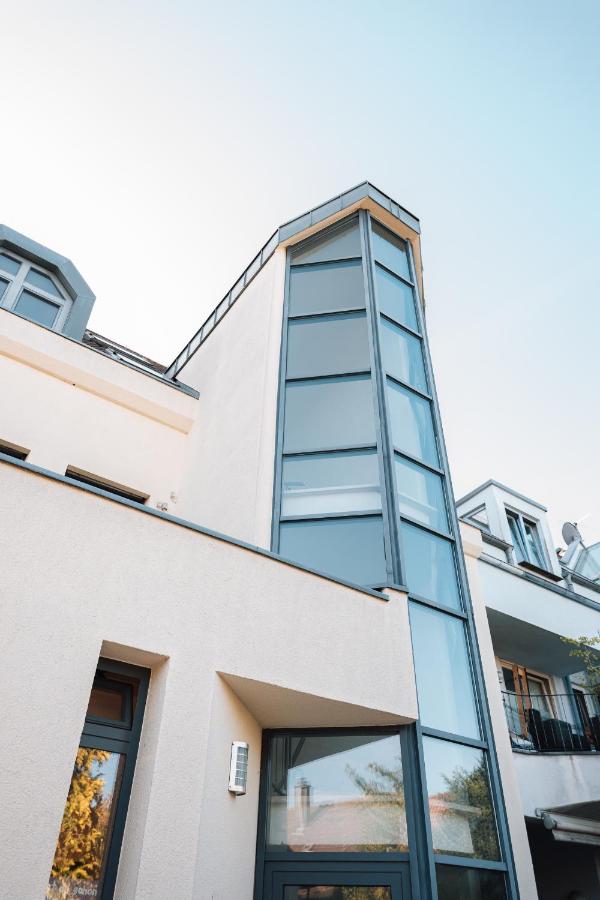 Maisonette-Wohnung Airport Messe Stuttgart - Balkon - Parkplatz - Waschmaschine - B&B Filderstadt