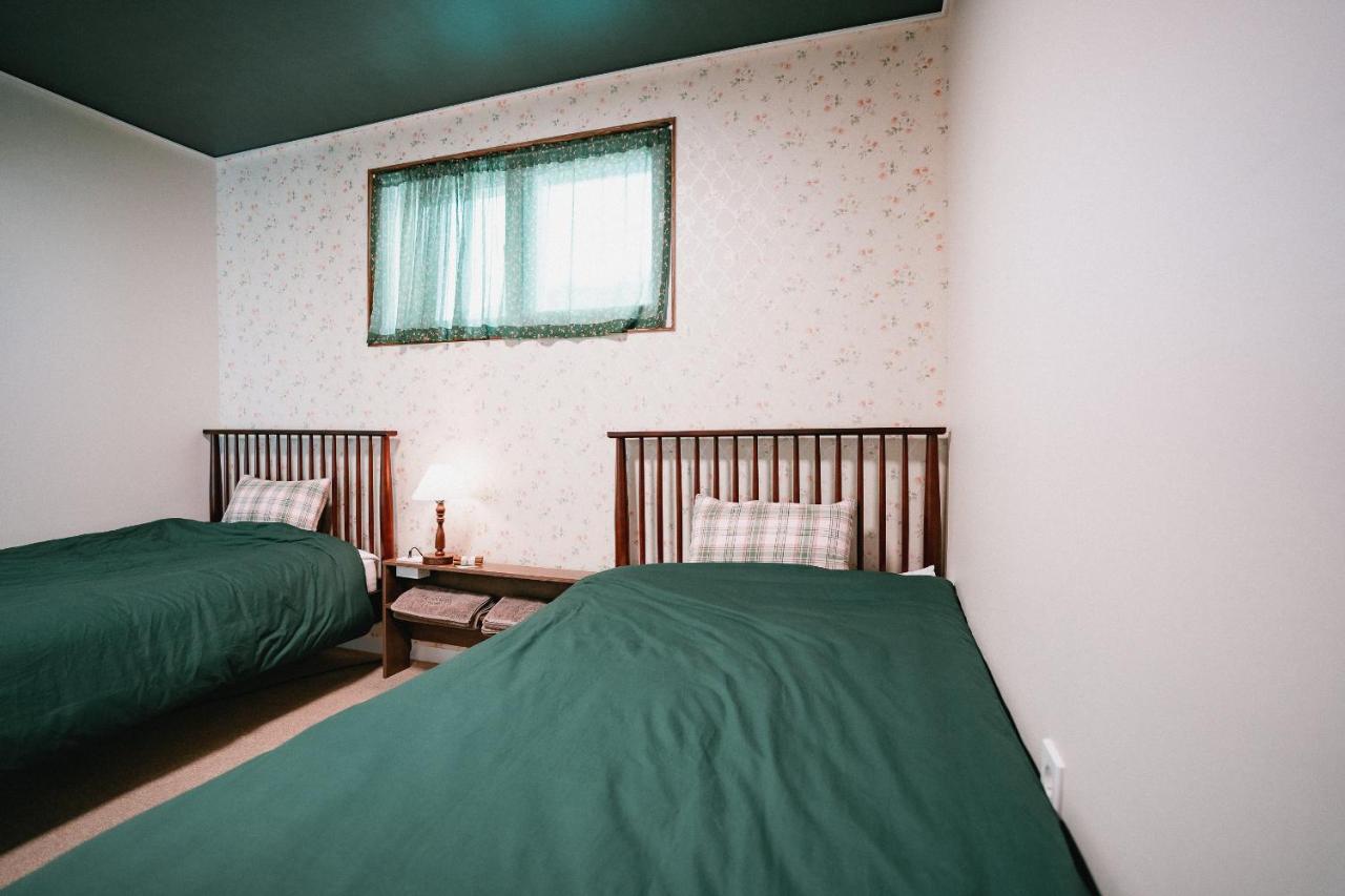 Camera Matrimoniale/Doppia con Letti Singoli con Vista Montagna