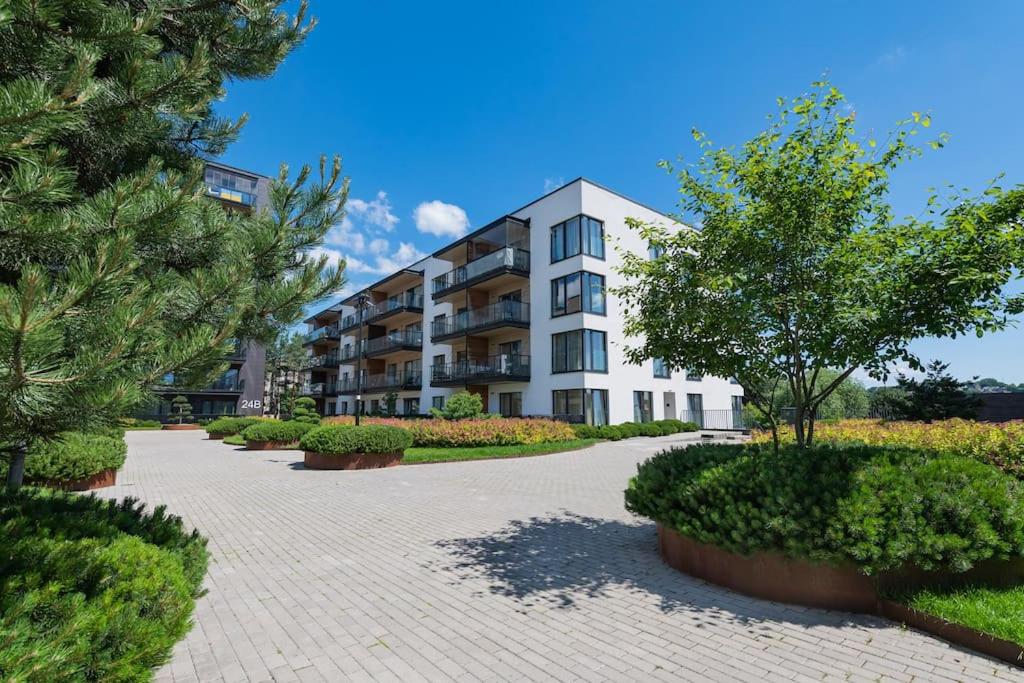 Bright Kaunas apartment with Castle view - B&B