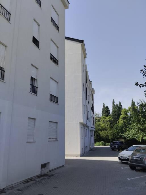 Tiramisu City Center - Chambres d’hôtes Podgorica