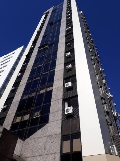245Apartamento top itaim bibi com vaga de garagem - B&B São Paulo