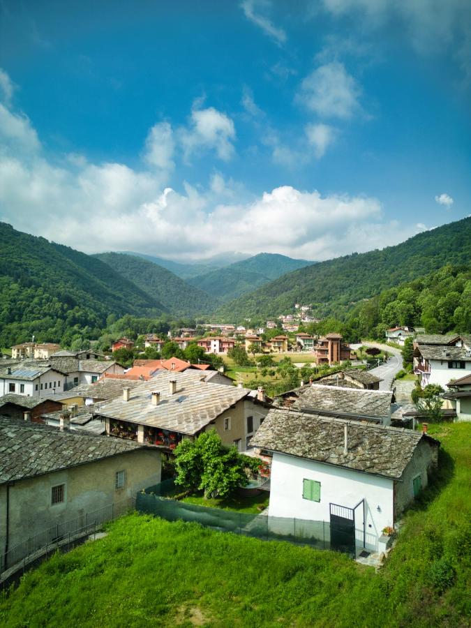 Experience in Valle Varaita - Rustico con SPA Privata - Piscina - Sauna - Hammam - Free Wi-Fi - B&B Brossasco