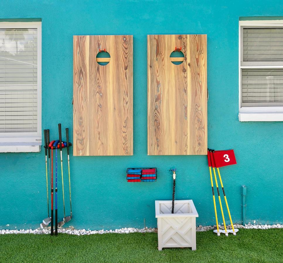 5 min Beaches~Mini Golf~Pool Table~Pets~KING BED + - B&B