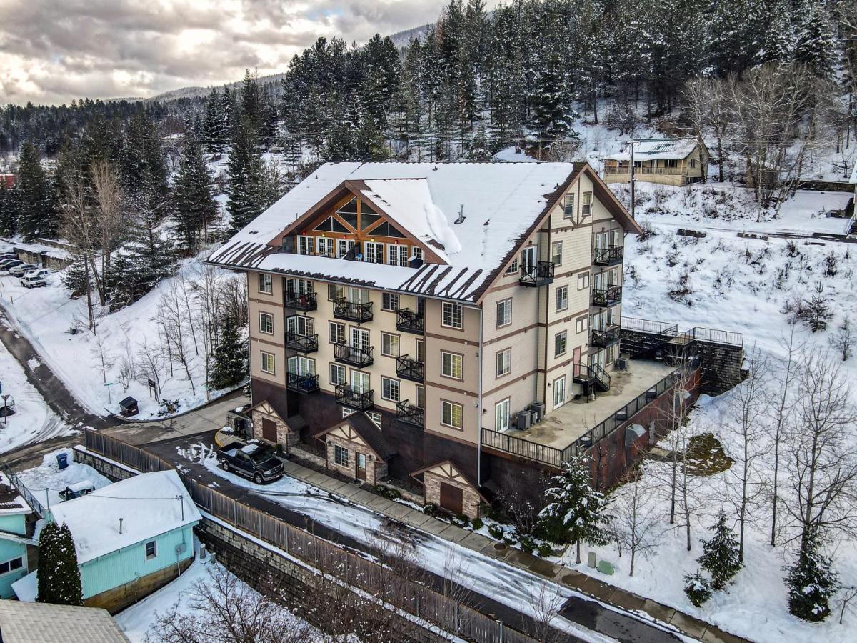 Penthouse Studio w Mtn Sunrise Views & Near Silver Mtn - B&B