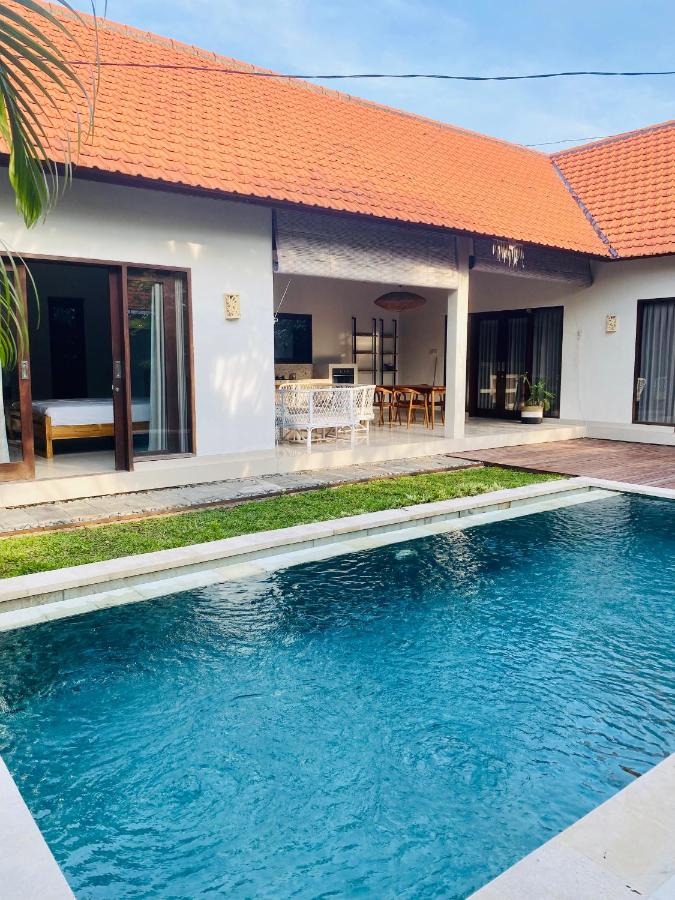 Amazing Villa Rosa - Canggu - Bed and Breakfast Canggu
