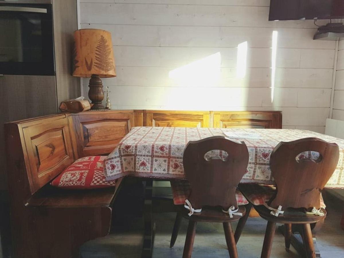 Studio cosy pour 4 personnes avec balcon et WIFI à Châtel - FR-1-676-100 - B&B Châtel