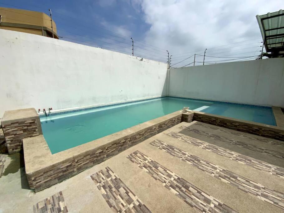 Hermoso departamento con piscina en la playa - B&B