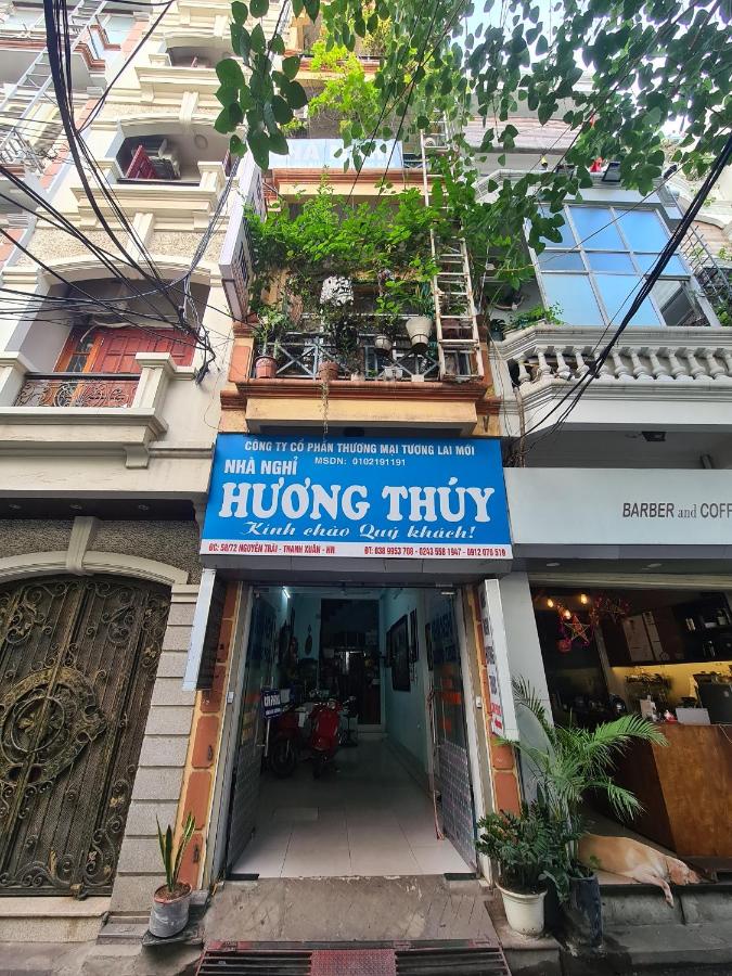 B&B Hanoi - Nhà Nghỉ Hương Thúy - TTTM Royal City - Bed and Breakfast Hanoi