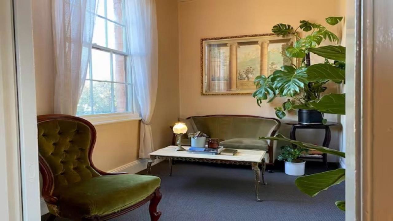 The Beechworth Conservatory - Bed and Breakfast Beechworth