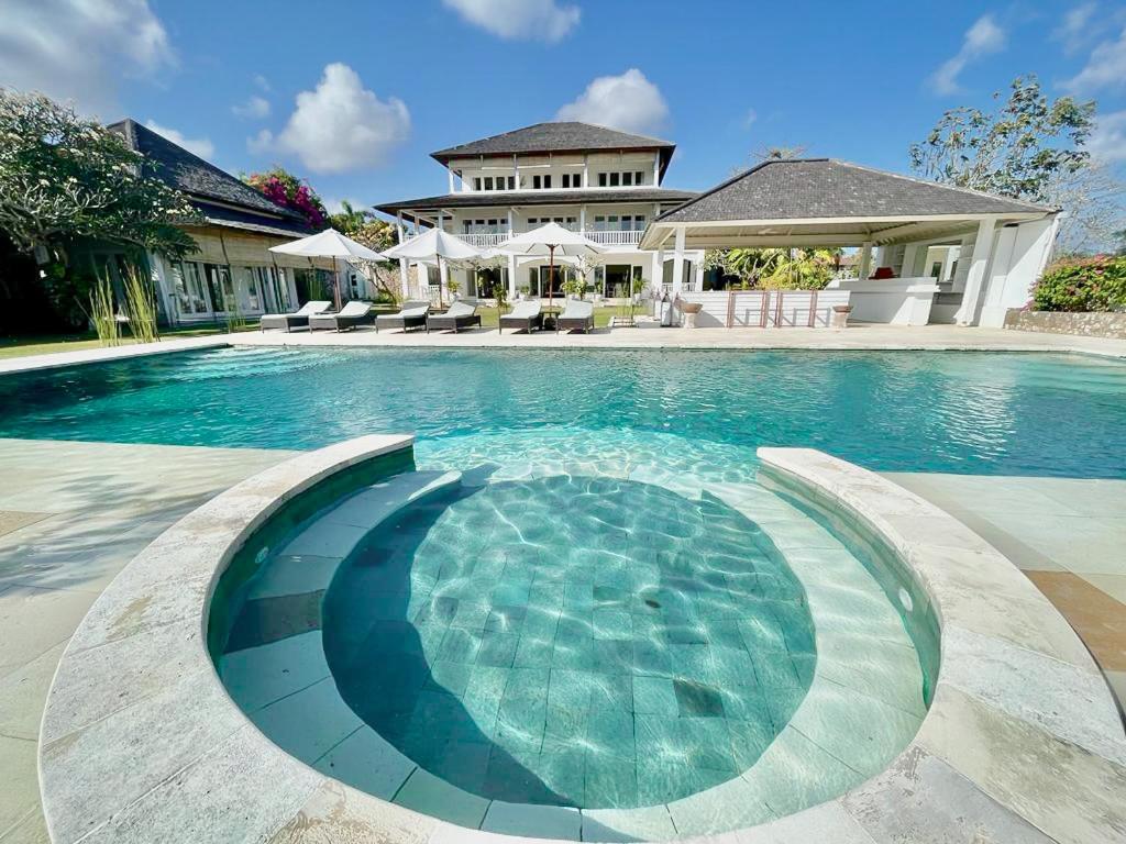The Backyard Bingin - Private Mansion, overlooking Bingin Beach, with Cook, Ideal for Private Events and Weddings - Chambres d’hôtes Uluwatu