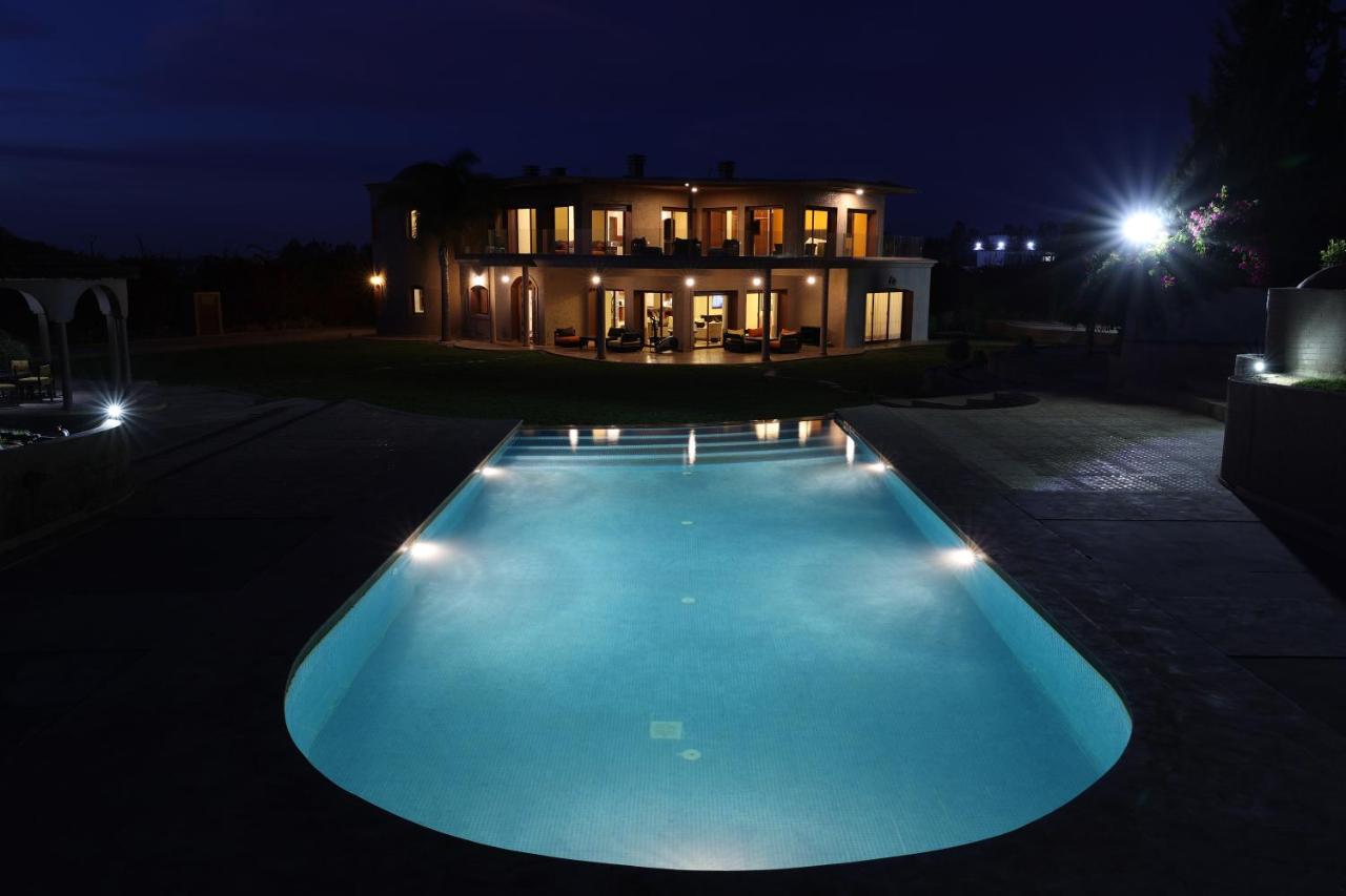 Villa con Vista Giardino