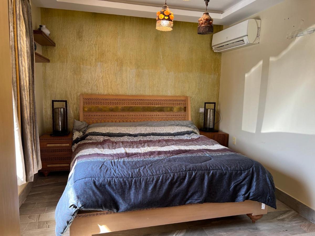 Chalet in Mountain View Sokhna 1 luxurious with garden 3 bedrooms with AC, 2 bathrooms, heated pool, families only - B&B Al ‘Ayn as Sukhnah