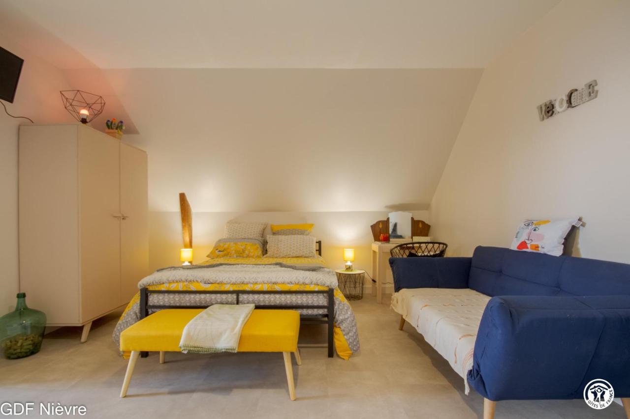 Les Volets Bleus - B&B Dornes