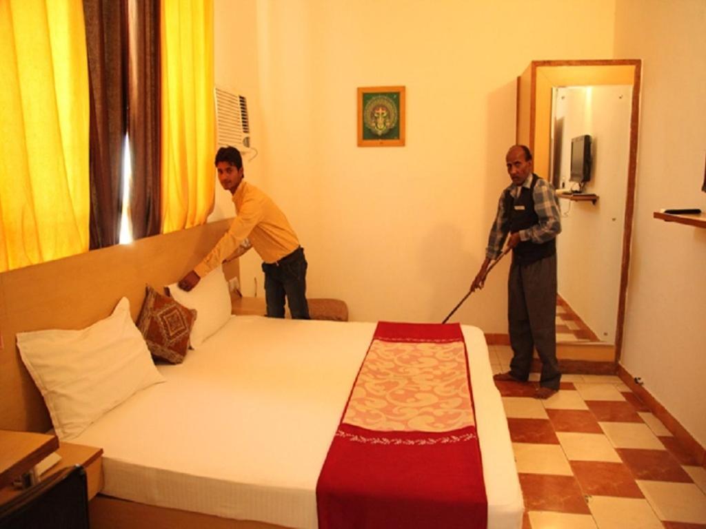 Deluxe Doppel-/Zweibettzimmer