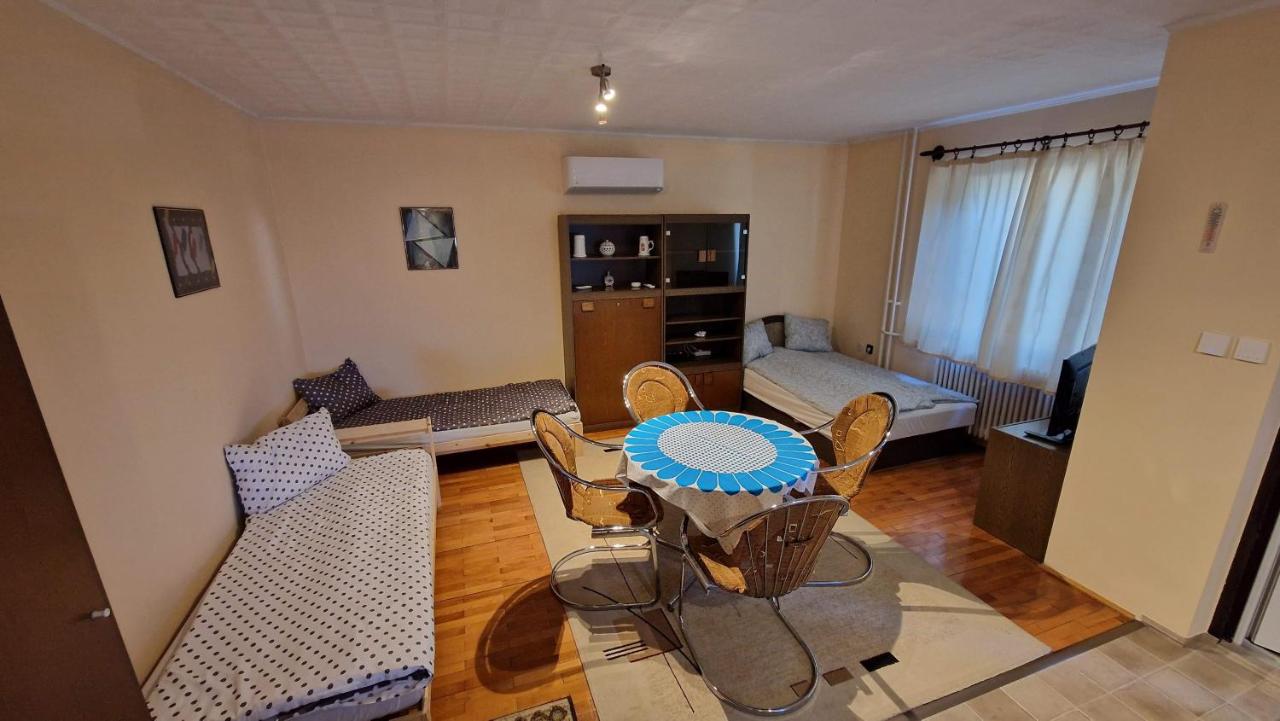 B&B Budapest - Friendly Apartment in the suburb. - Bed and Breakfast Budapest