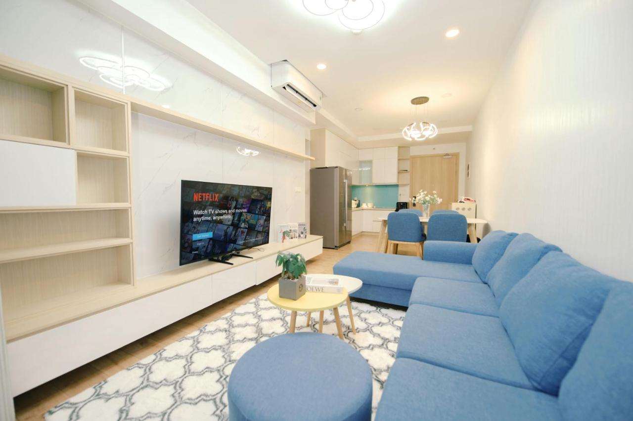 B&B Ho Chi Minh - Emerald Celadon 2PN 2WC - Gần Sân Bay & Aeon Mall - Free Hồ Bơi, BBQ - Bed and Breakfast Ho Chi Minh