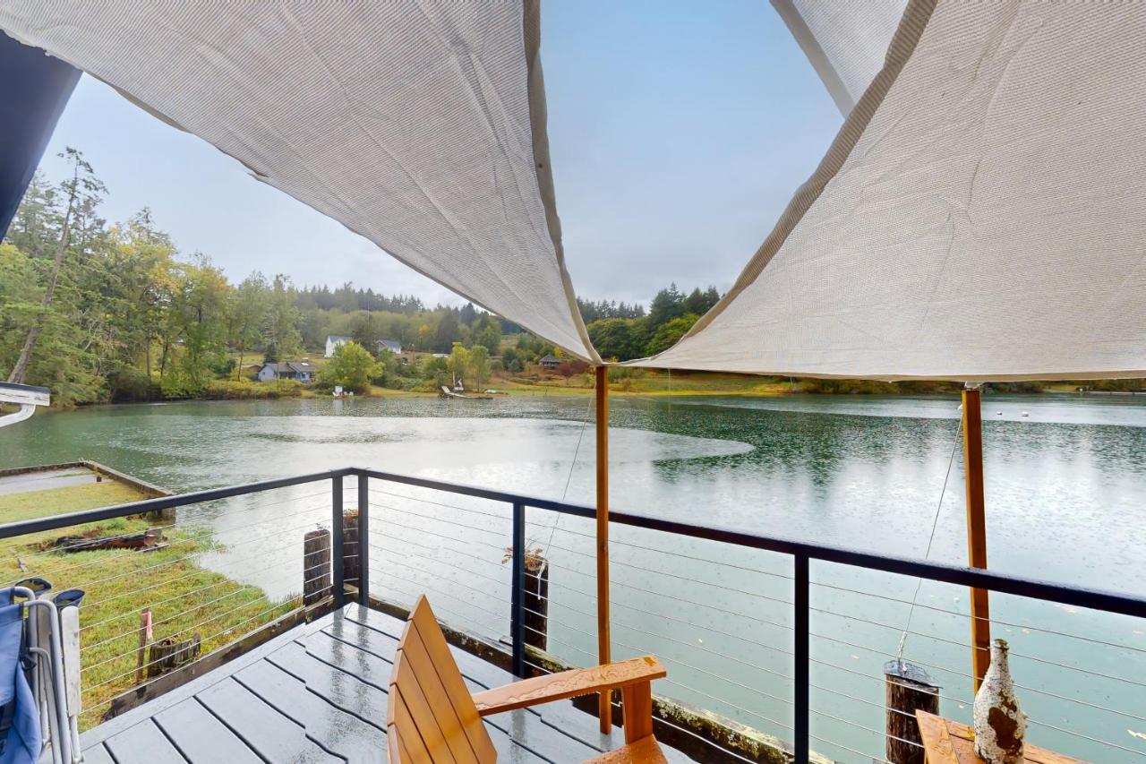 Cedrona Cove Cottage - B&B