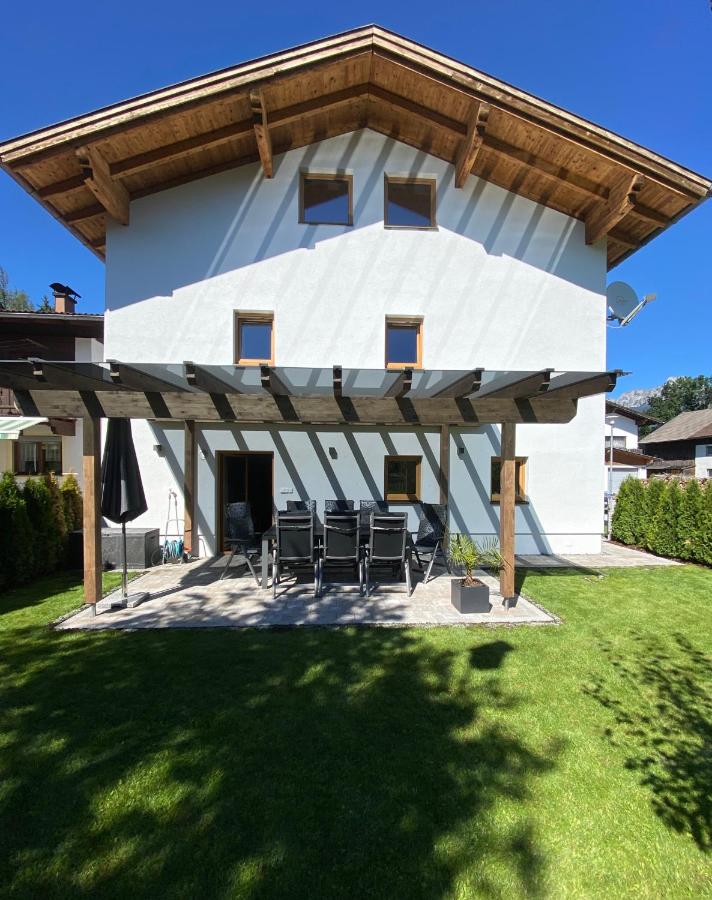 B&B Reutte in Tirol - Sandi`s Ferienhaus - Bed and Breakfast Reutte in Tirol