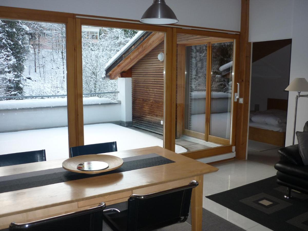 B&B Flims - Moderne attraktive Dachwohnung für max. 6 Personen in ruhiger Umgebung - Bed and Breakfast Flims