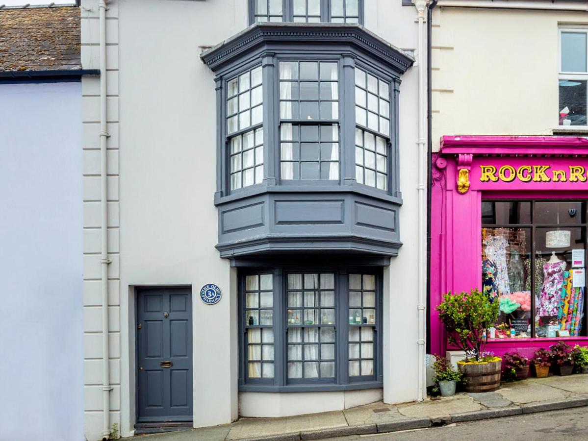 B&B Narberth - The Old Pharmacy - Bed and Breakfast Narberth