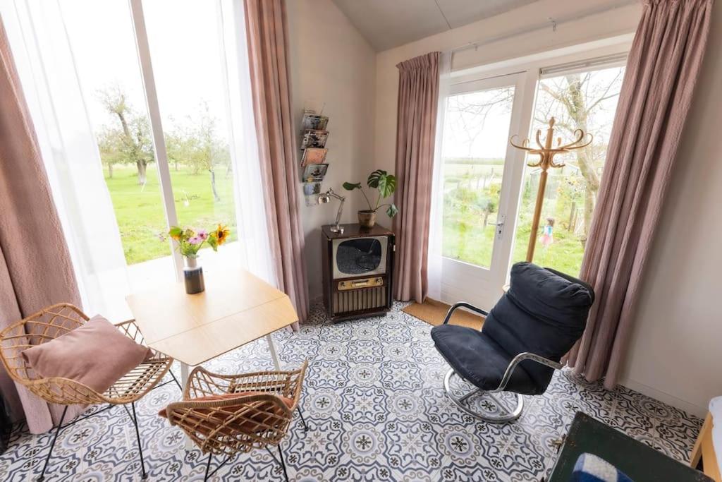 De Boterhal - vakantiehuisje op natuurboerderij - B&B