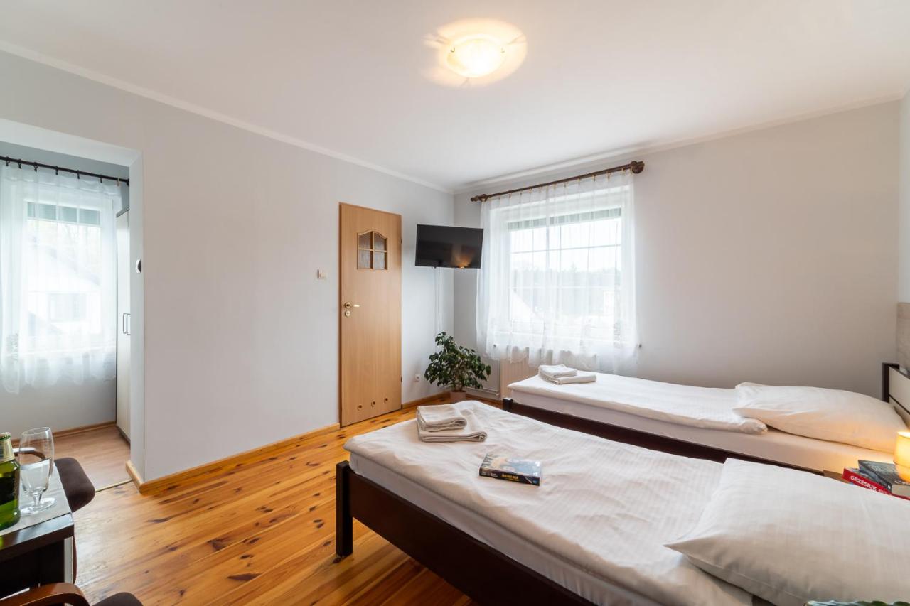 Twin Room with Shower