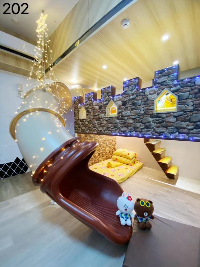 Japanese-Style Room