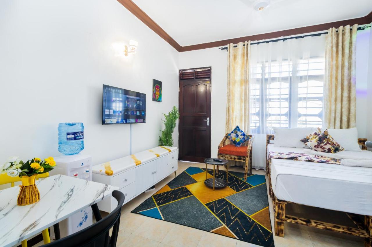 Shikamoo Spacious Studio Nyali - B&B