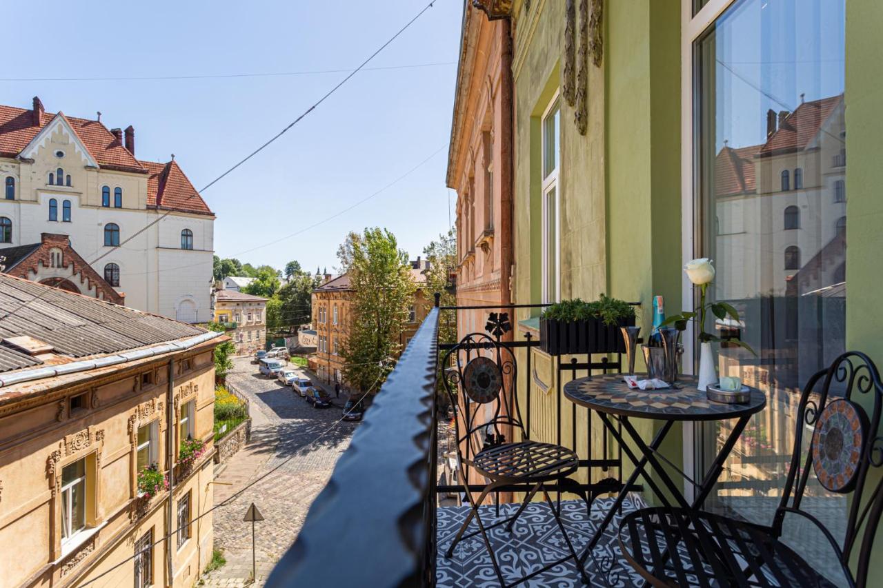 "M&D ApartmentsLviv" Old city Pylnykarska,4 6person - Chambres d’hôtes