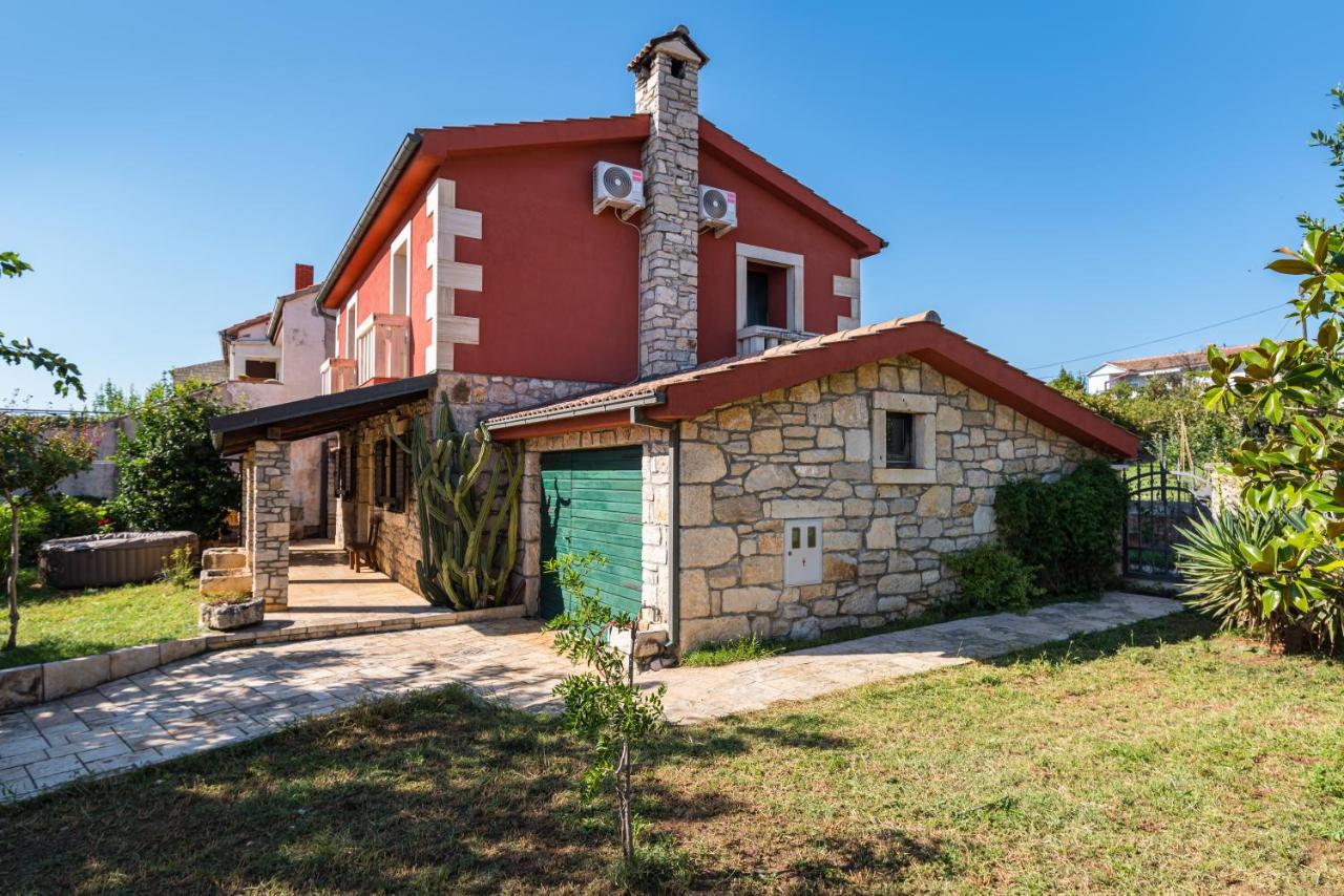 CROATIAN STONE GEM - B&B