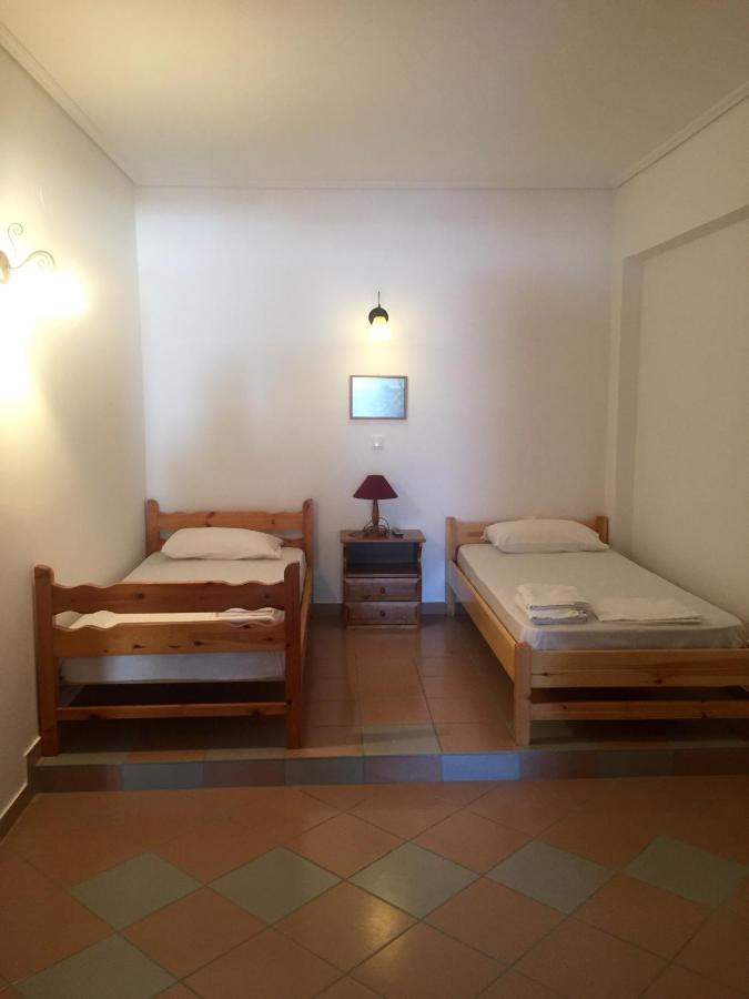 Studio (4 Adults)
