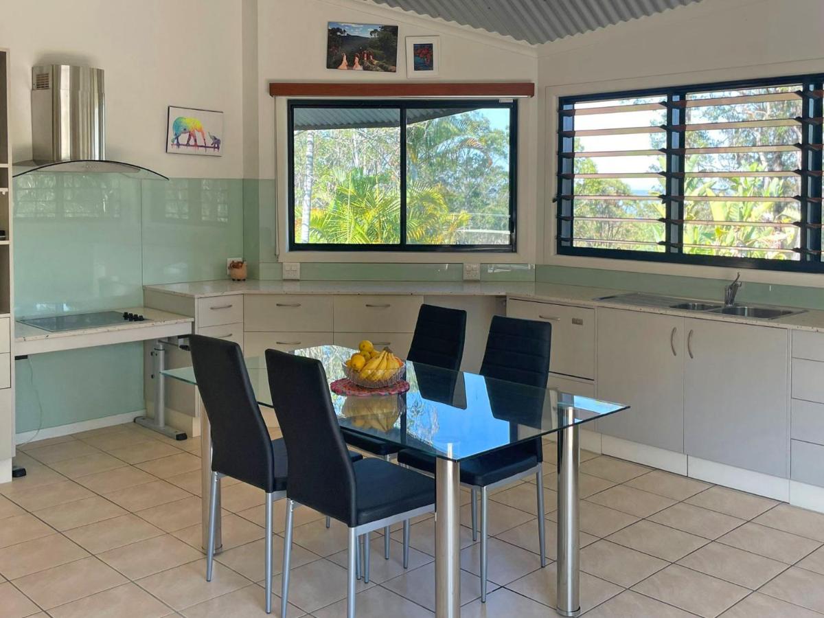 B&B Ashby - Lush 2Bedroom Apartment in Yamba Hinterland - Bed and Breakfast Ashby